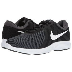 Nike Revolution 4 running shoes